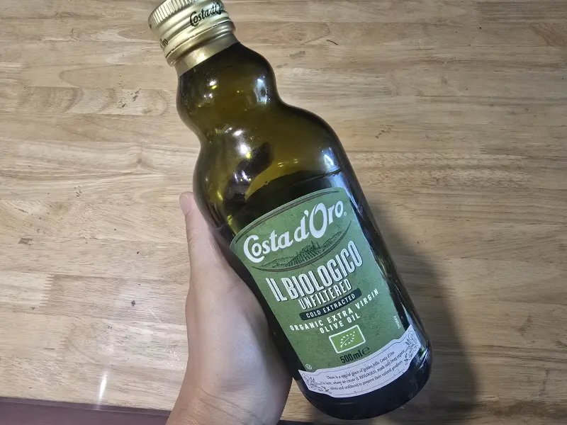 olive-oil-bottle